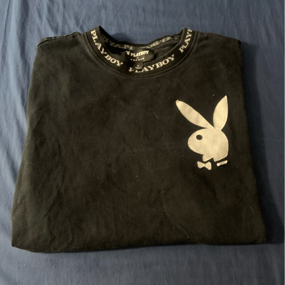Medium men’s playboy tshirt